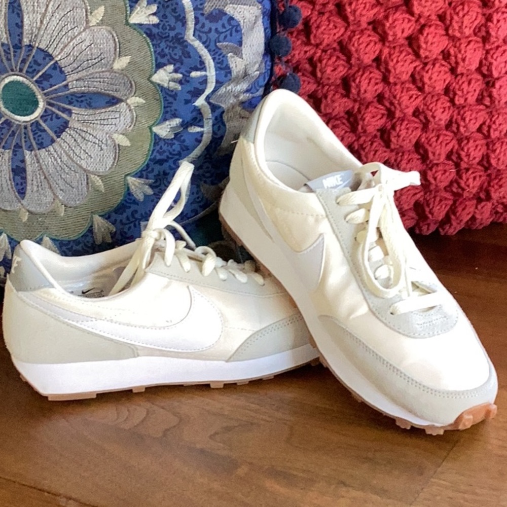 Nike Women’s DBreak Shoes